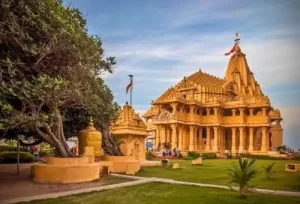 The magnificent architecture of the sacred Somnath Temple on the shores of the Arabian Sea, a premier spiritual highlight of our 4-day Gujarat tour package.