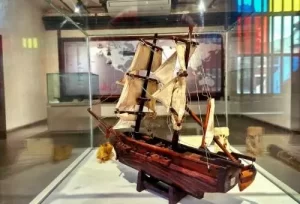 Fascinating cultural exhibits inside a prominent Indian museum, representing the rich heritage and history explored on our customized Gujarat round trips from Surat.